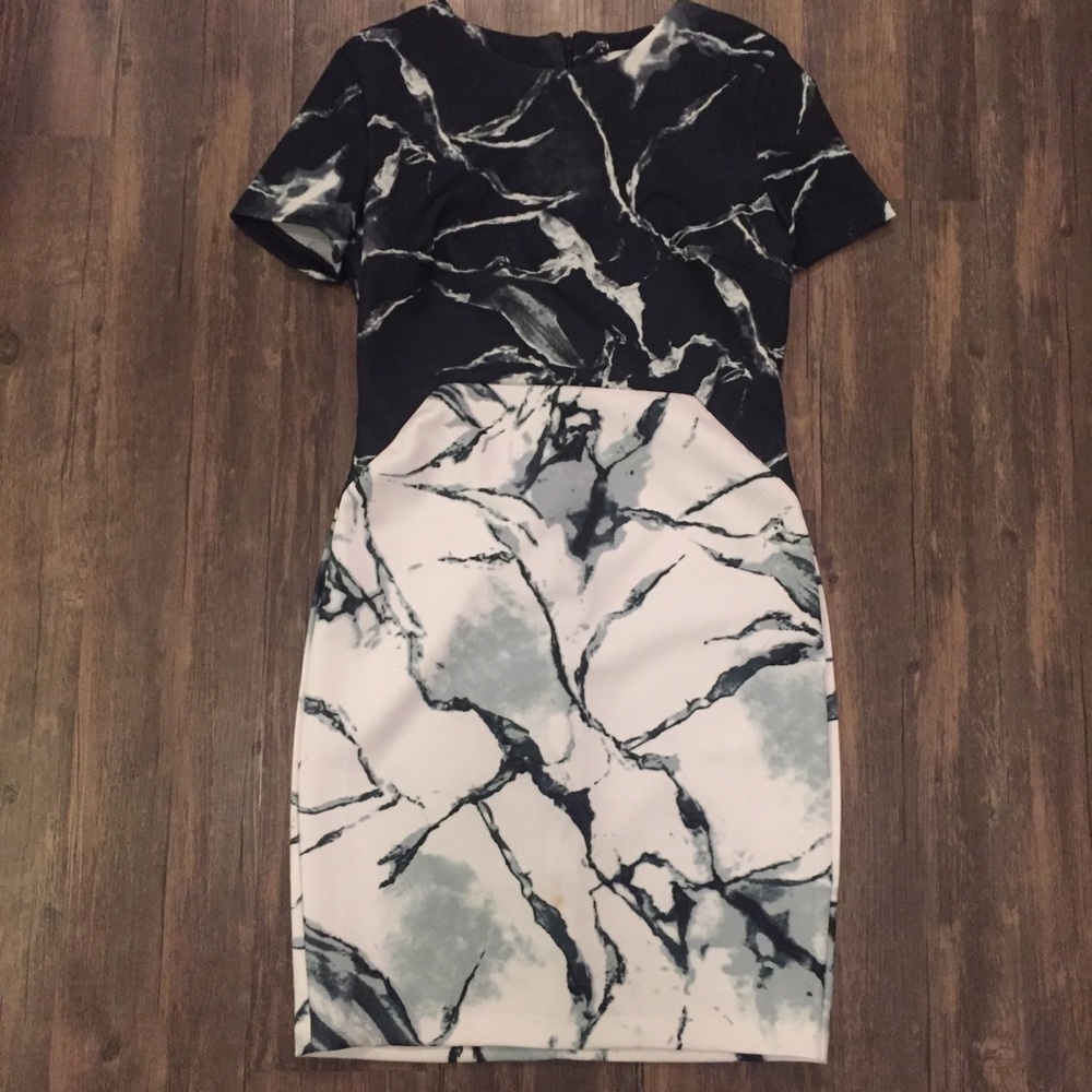 Carmen Marc valvo marble Black cocktail dress